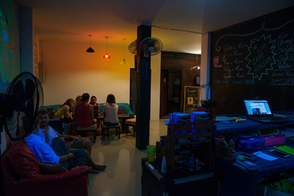 Love Station Hostel Baan Tai Exterior foto