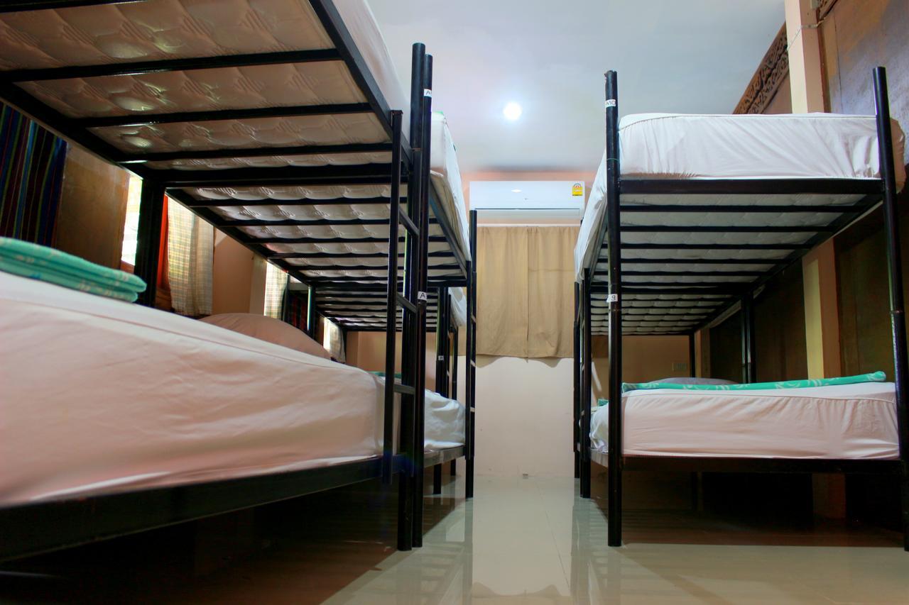Love Station Hostel Baan Tai Habitación foto
