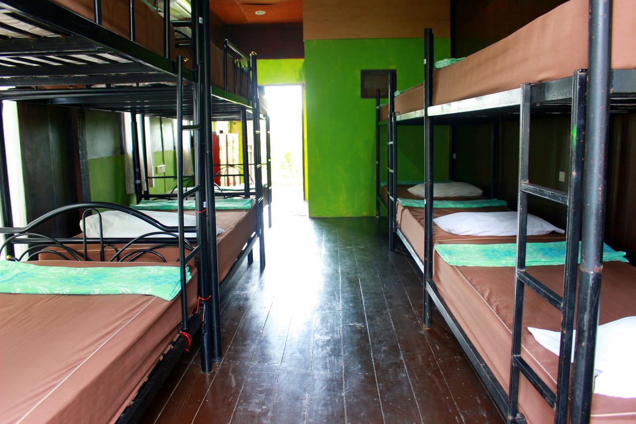 Love Station Hostel Baan Tai Exterior foto