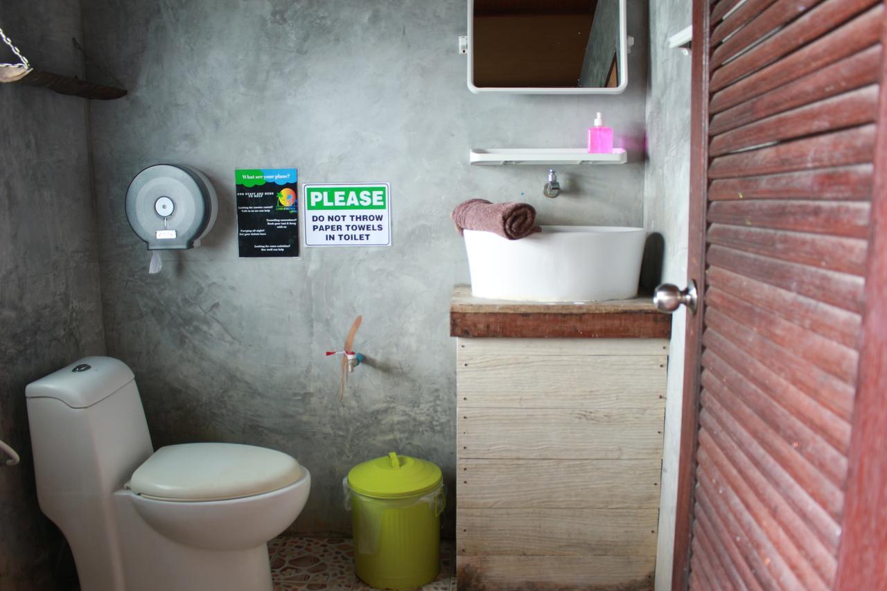 Love Station Hostel Baan Tai Habitación foto